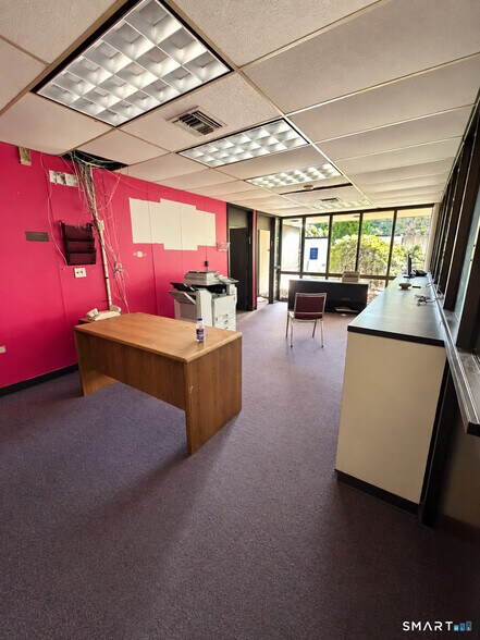 More Photos Of 51 Gabb Rd, Bloomfield Schools For Sale