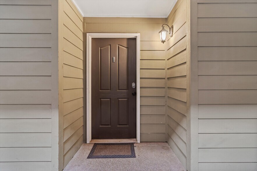 More Photos Of , Memphis Multifamily For Sale