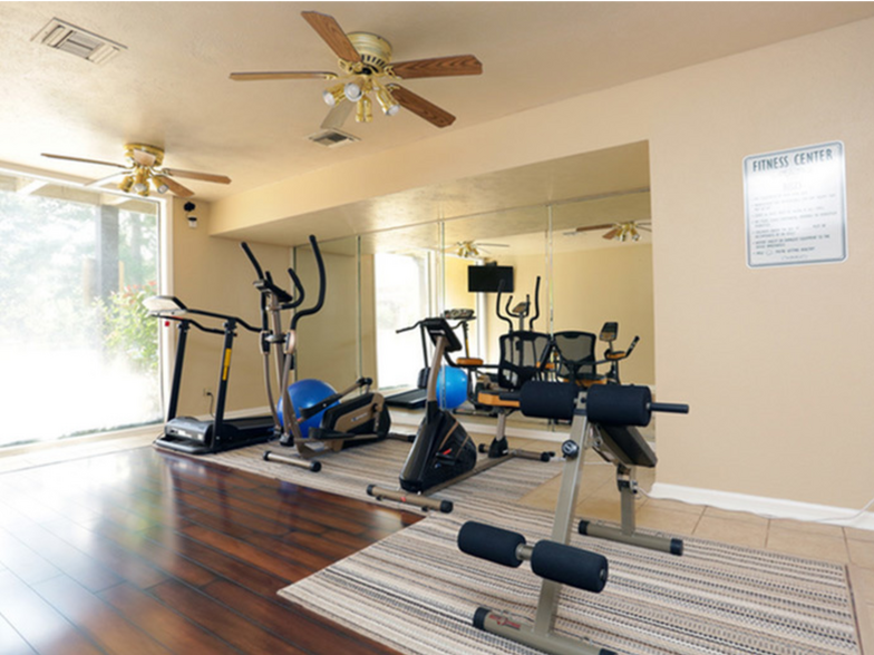 More Photos Of 5660 S Lakeshore Dr, Shreveport Apartments For Sale