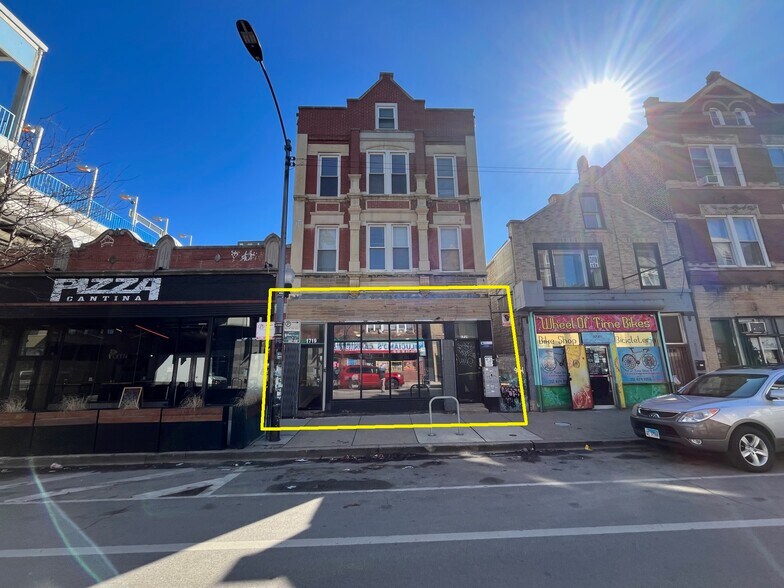 More Photos Of 1719 W 18th St, Chicago Storefront Retail Residential For Lease