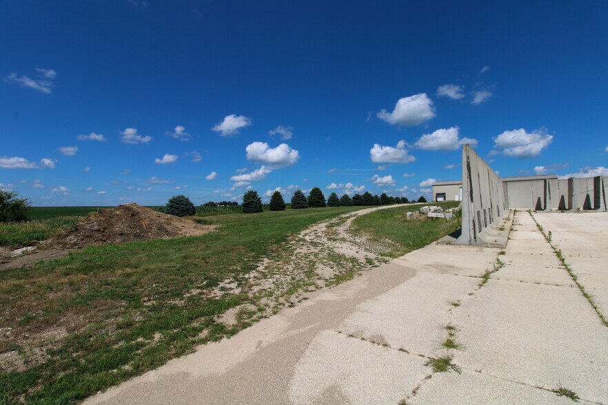 More Photos Of 6059 159th St, Galva Food Processing For Sale