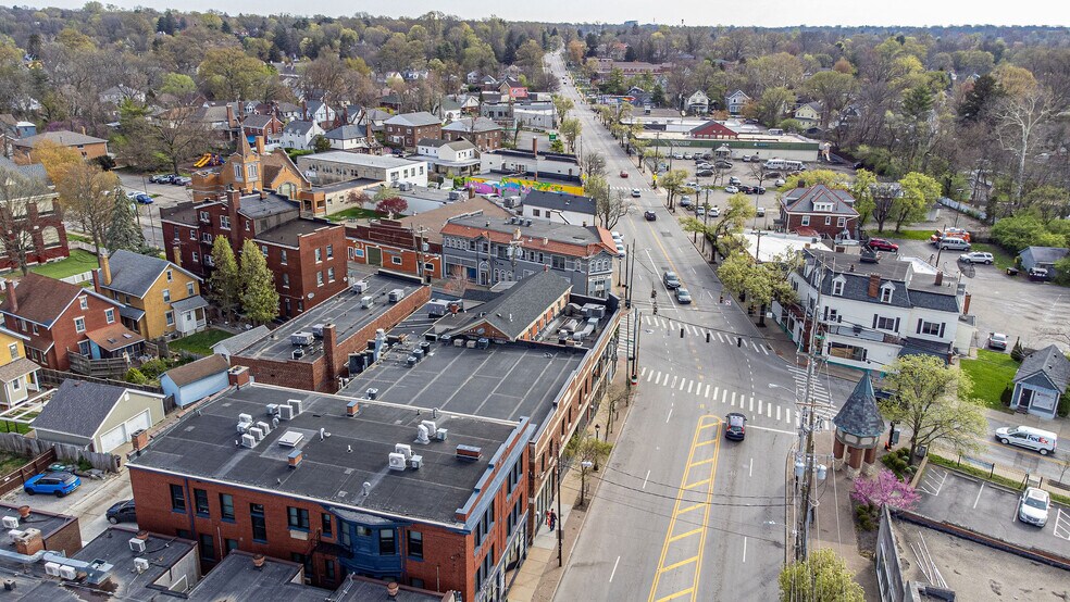 More Photos Of 6091-6095 Montgomery Rd, Cincinnati Storefront Retail Office For Lease