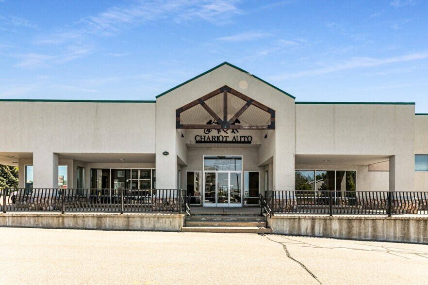 Primary Photo Of 562 S State St, Clearfield Auto Dealership For Sale