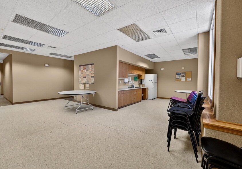 More Photos Of 435 Main St, Darlington Apartments For Sale