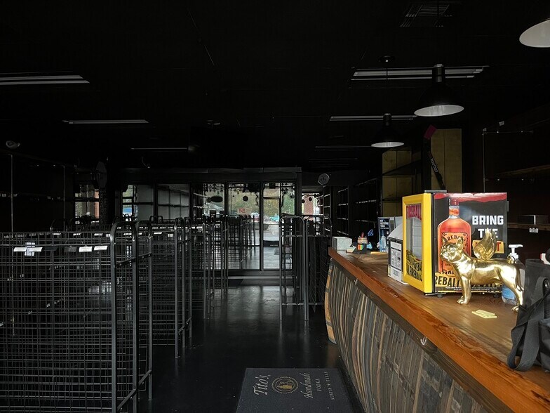 More Photos Of 210 Highway 12 W, Starkville Storefront For Lease