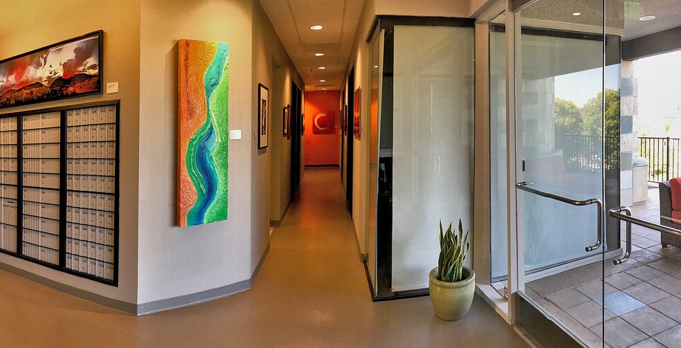 More Photos Of 450 S Melrose Dr, Vista Office For Lease