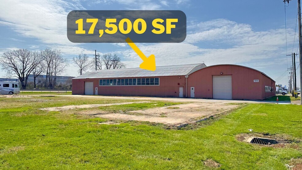 Primary Photo Of 1250 W 1st St, Granite City Flex For Lease