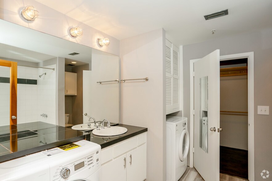 Photo of 12nd Floor Ste 1200