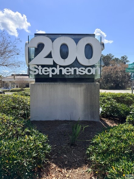 More Photos Of 200 Stephenson Ave, Savannah Office For Lease