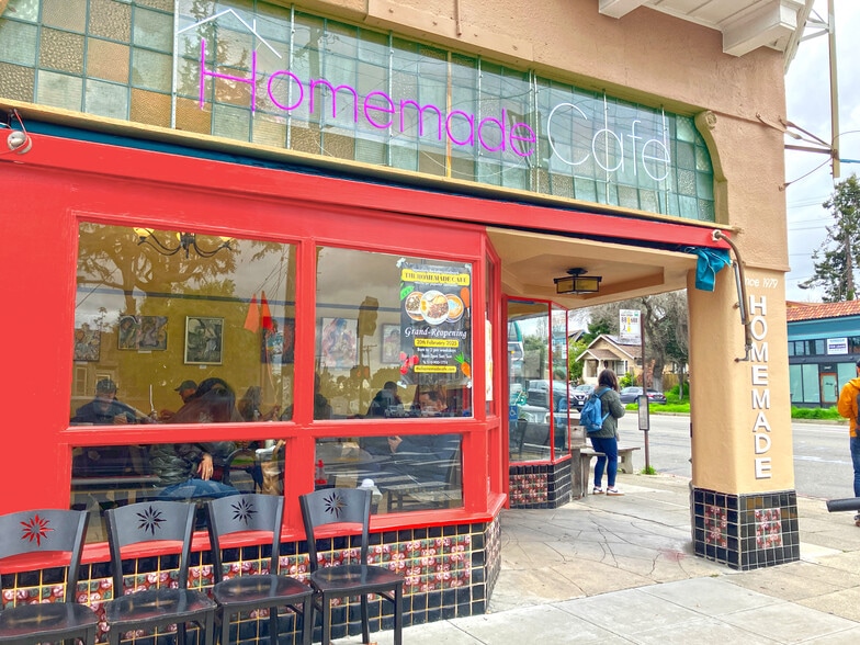 More Photos Of 2495 Sacramento St, Berkeley Freestanding For Lease