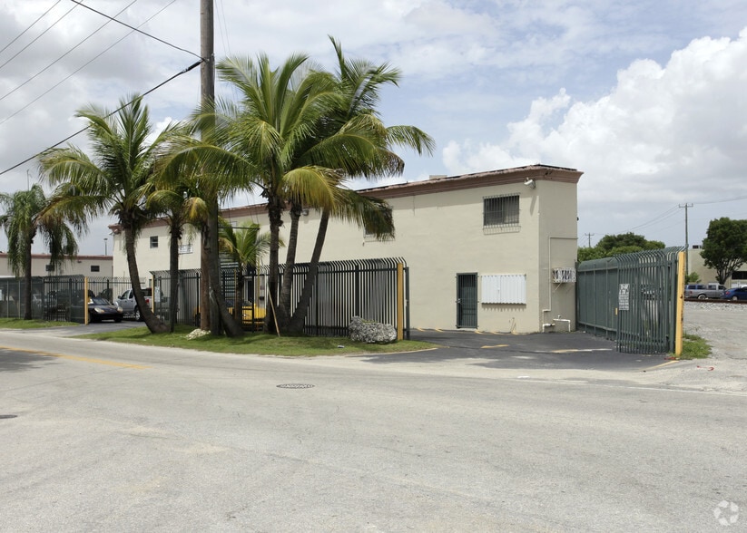 More Photos Of 4835 SW 75th Ave, Miami Warehouse For Sale