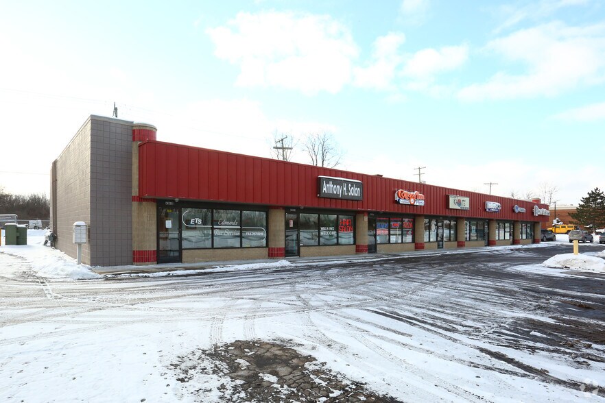 More Photos Of 43615-43695 Michigan Ave, Canton Unknown For Lease