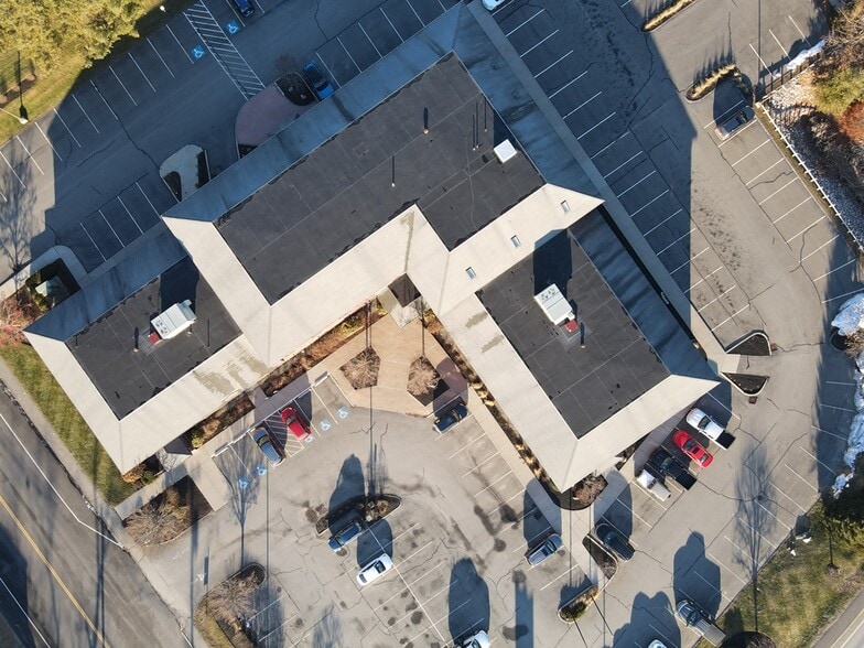 More Photos Of 5 Community Dr, Augusta Office For Sale