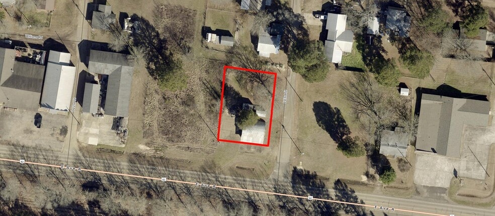 More Photos Of 2209 Avenue A, Hooks Warehouse For Sale