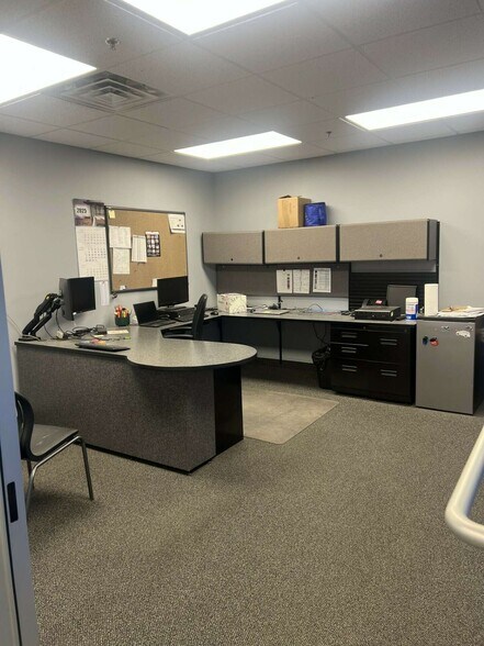More Photos Of 401 Sundial Dr, Waite Park Warehouse For Sale
