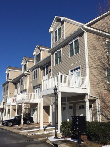 More Photos Of 50 Miles Cary Mews, Hampton Land For Sale