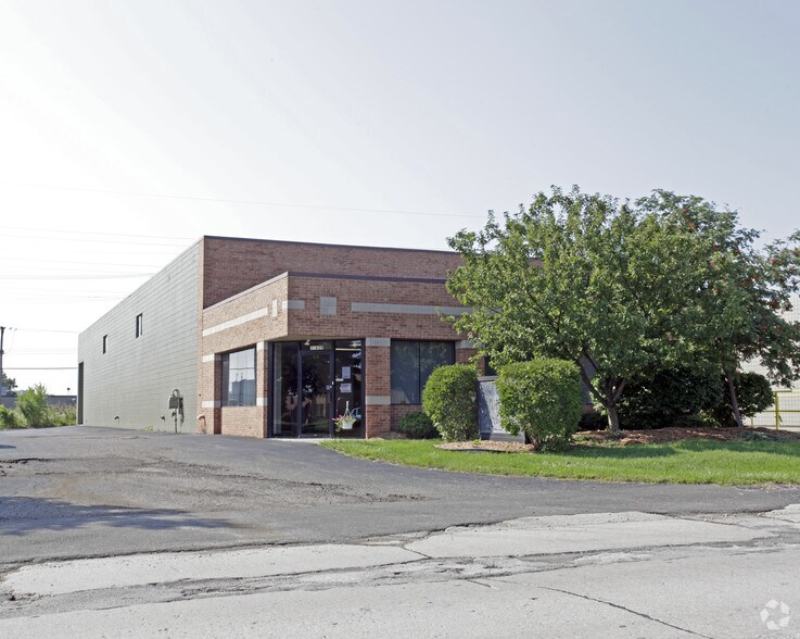 Primary Photo Of 31659 Glendale St, Livonia Warehouse For Lease