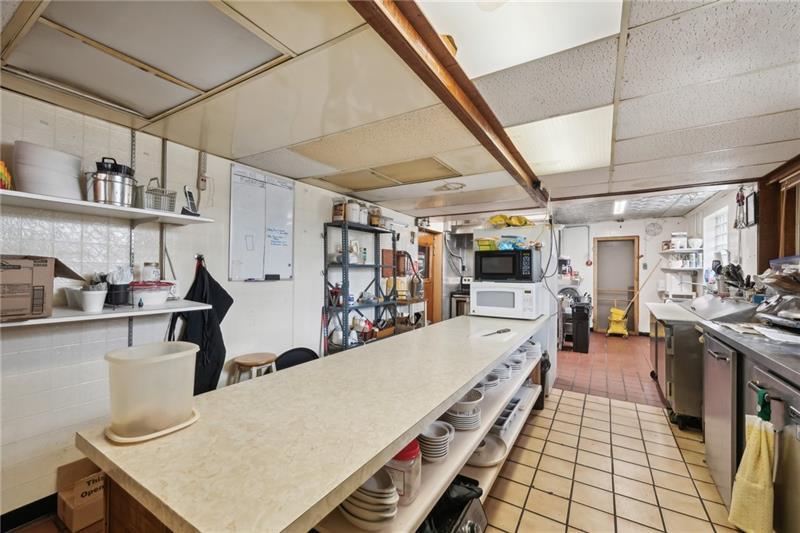 More Photos Of 2029 PA-981, New Alexandria Hotel For Sale