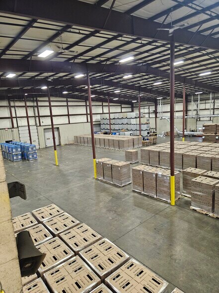 More Photos Of 95A to 95B, Ayer Warehouse For Lease