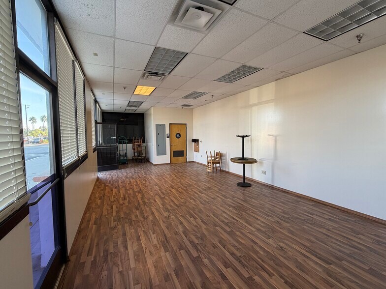 More Photos Of 24325 Crenshaw Blvd, Torrance Freestanding For Lease