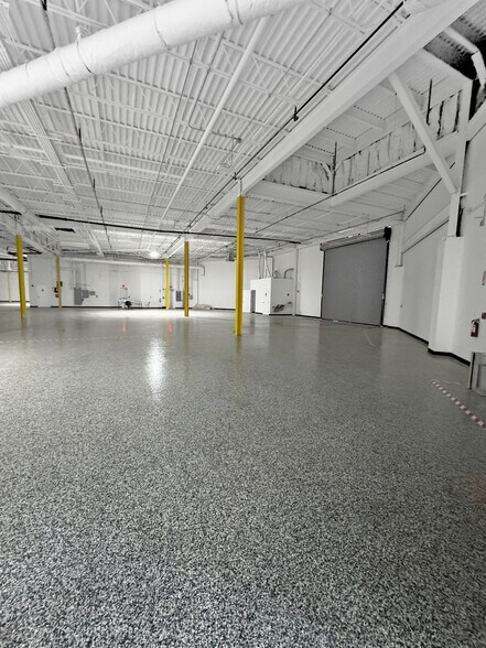 More Photos Of 4100-4300 Okeechobee Rd, Fort Pierce Light Distribution For Lease