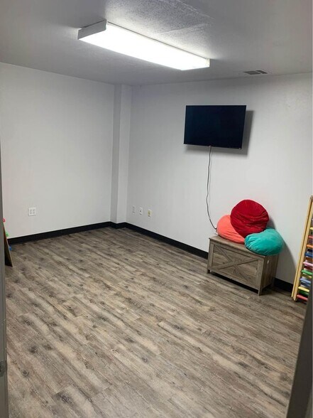 More Photos Of 4414 State Highway 276, Rockwall Flex For Lease
