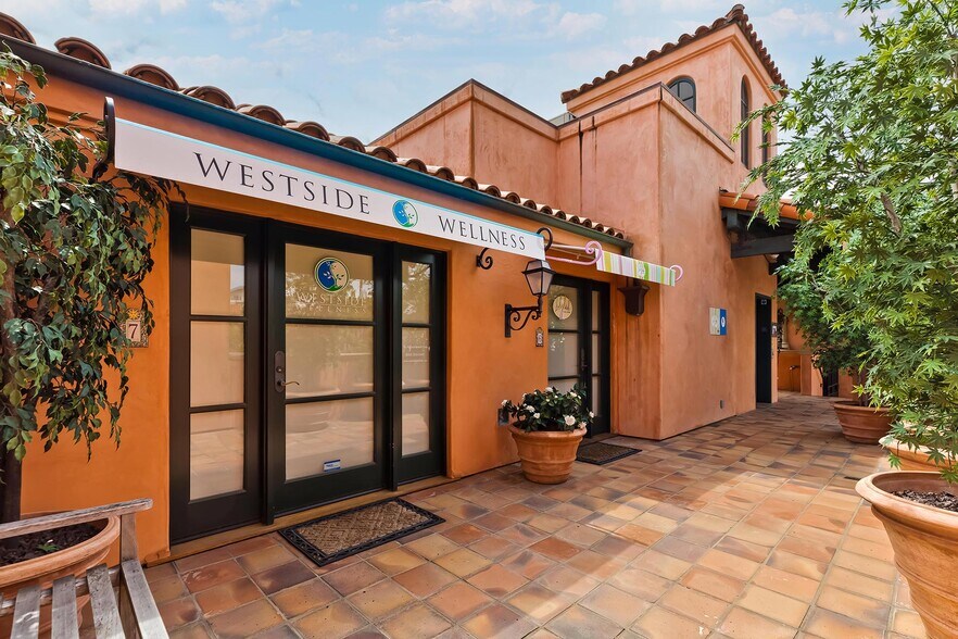 More Photos Of 729 Montana Ave, Santa Monica Office For Lease