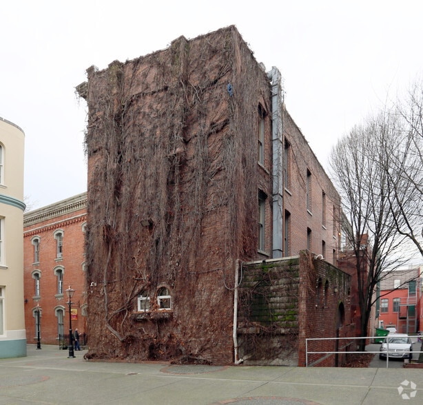 More Photos Of 26 Bastion Sq, Victoria Office For Lease