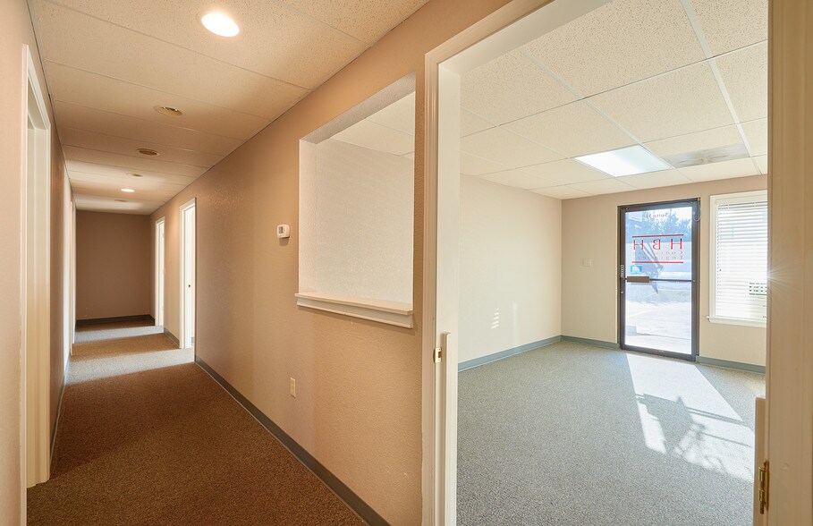 More Photos Of 2316 E Portland Rd, Newberg Storefront Retail Office For Sale