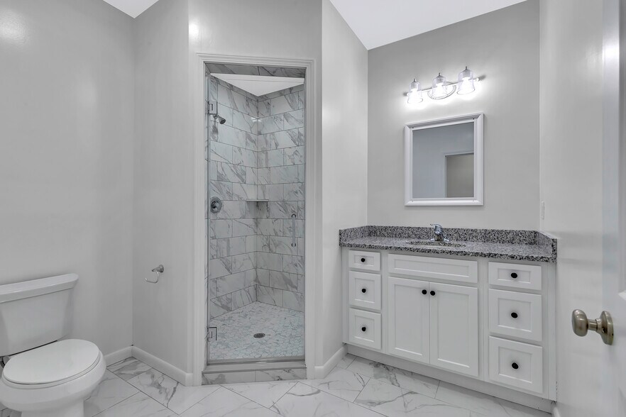 More Photos Of 253 Mantoloking Rd, Brick Apartments For Sale