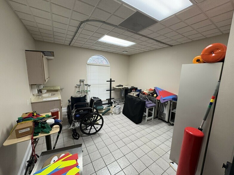 More Photos Of 550 Highway 85 N, Niceville Medical For Lease