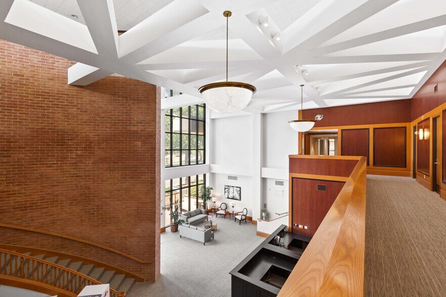 More Photos Of 600 N Rosemead Blvd, Pasadena Office For Lease