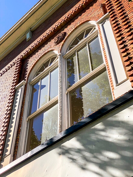 More Photos Of , Sacramento General Retail For Sale