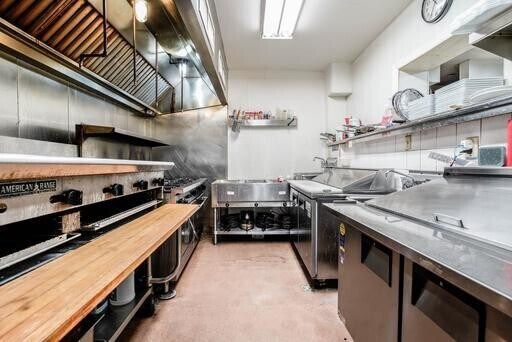More Photos Of 2650-2652 E Somerset St, Philadelphia Restaurant For Lease
