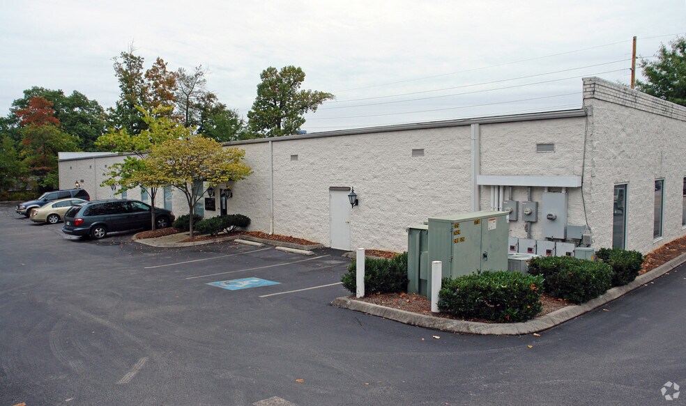 10241 Kingston Pike, Knoxville, TN 37922 Office For Lease
