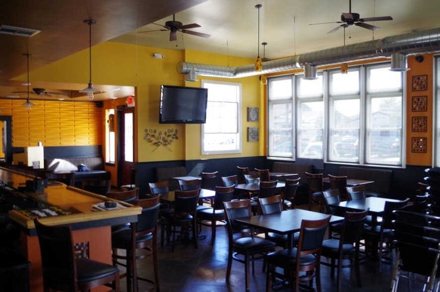 More Photos Of 105 Willis St, Leander Restaurant For Sale