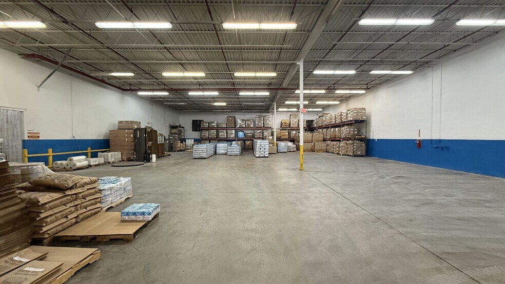 More Photos Of 10900 NW 36th Ave, Miami Warehouse For Sale