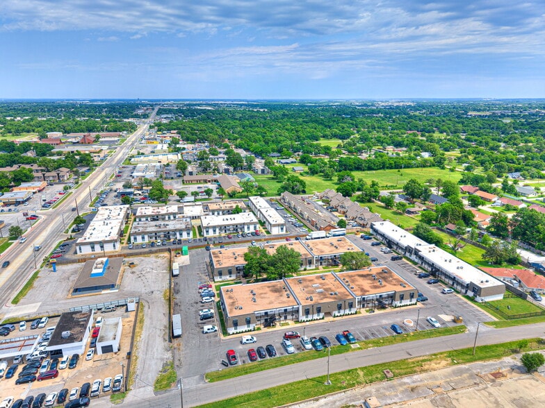 More Photos Of 1713 S Memorial Dr, Tulsa Apartments For Sale