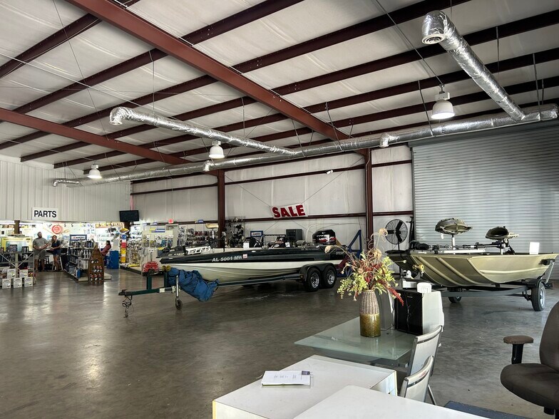 More Photos Of 1765 US 231, Wetumpka Marina For Sale