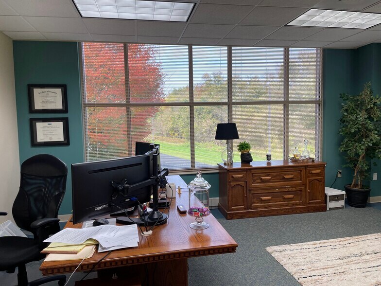 More Photos Of 600 Bent Creek Blvd, Mechanicsburg Office Residential For Sale