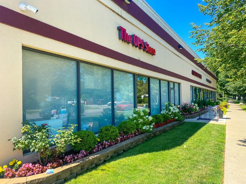 More Photos Of 836-848 Dodge Ave, Evanston Unknown For Lease