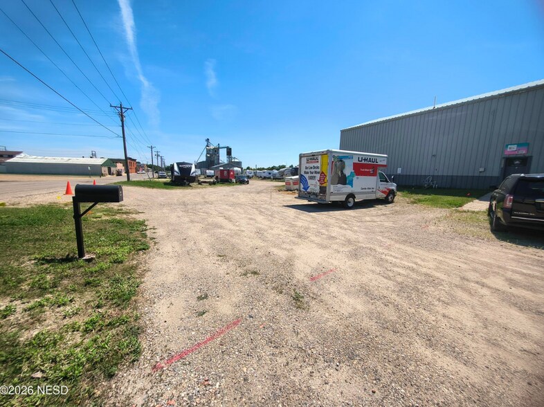 More Photos Of 123 W 5th Ave, Webster Warehouse For Sale