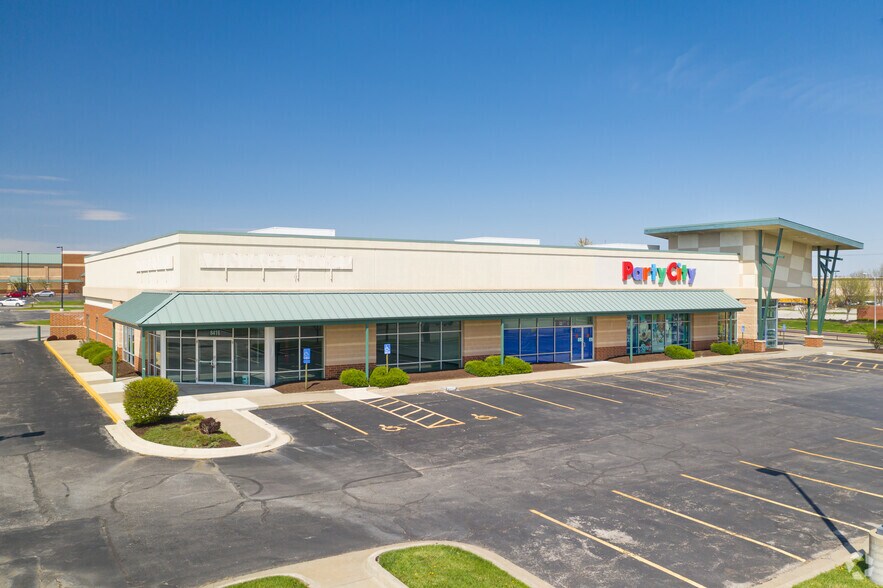Primary Photo Of 8400-8416 W 135th St, Overland Park Freestanding For Lease
