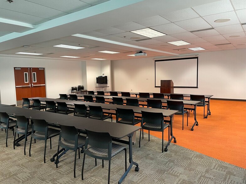 More Photos Of 2890 E Cottonwood Pky, Salt Lake City Office For Lease