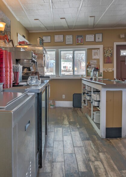 More Photos Of 10 NH Route 12 S, Fitzwilliam Restaurant For Sale