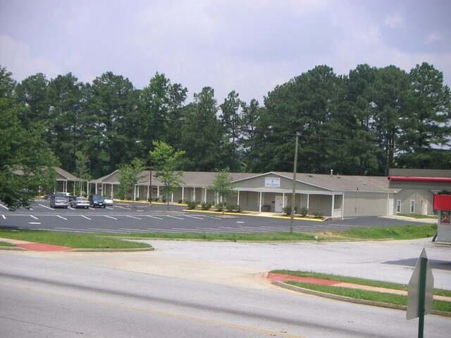 More Photos Of 4650 Flat Shoals Rd, Union City Office For Lease