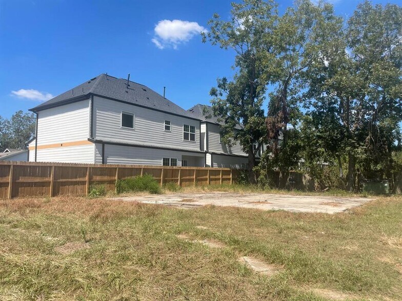 More Photos Of 2602 Paul Quinn St, Houston Land For Sale