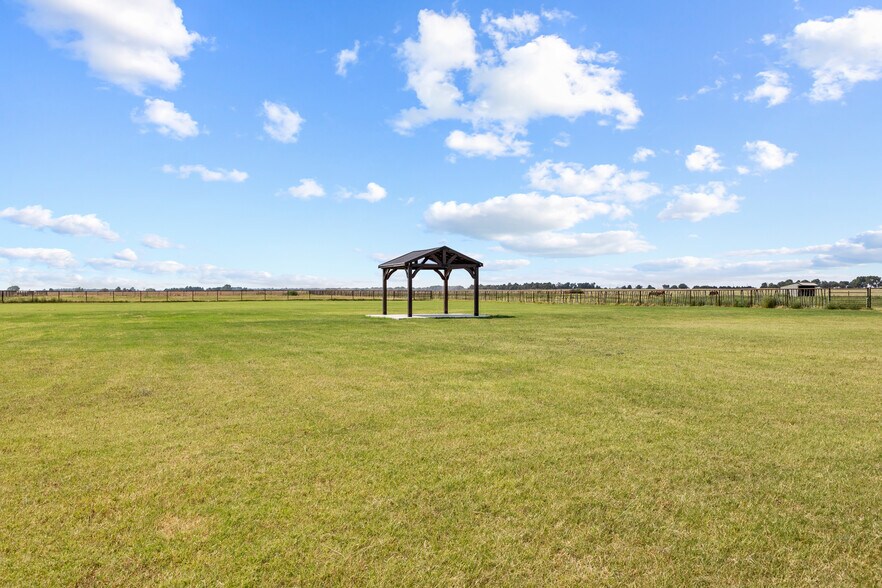 More Photos Of 20500 N 2810 Rd, Kingfisher Lodge Meeting Hall For Sale