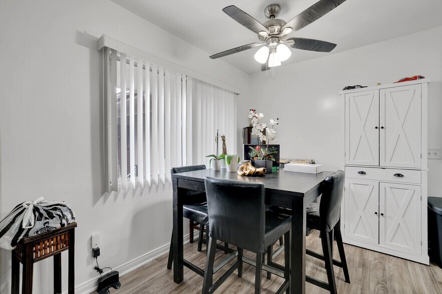 More Photos Of 6225 Reseda Blvd, Tarzana Apartments For Sale