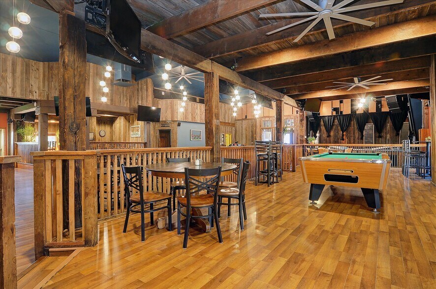 More Photos Of 720 E 50 Hwy, Salida Restaurant For Sale